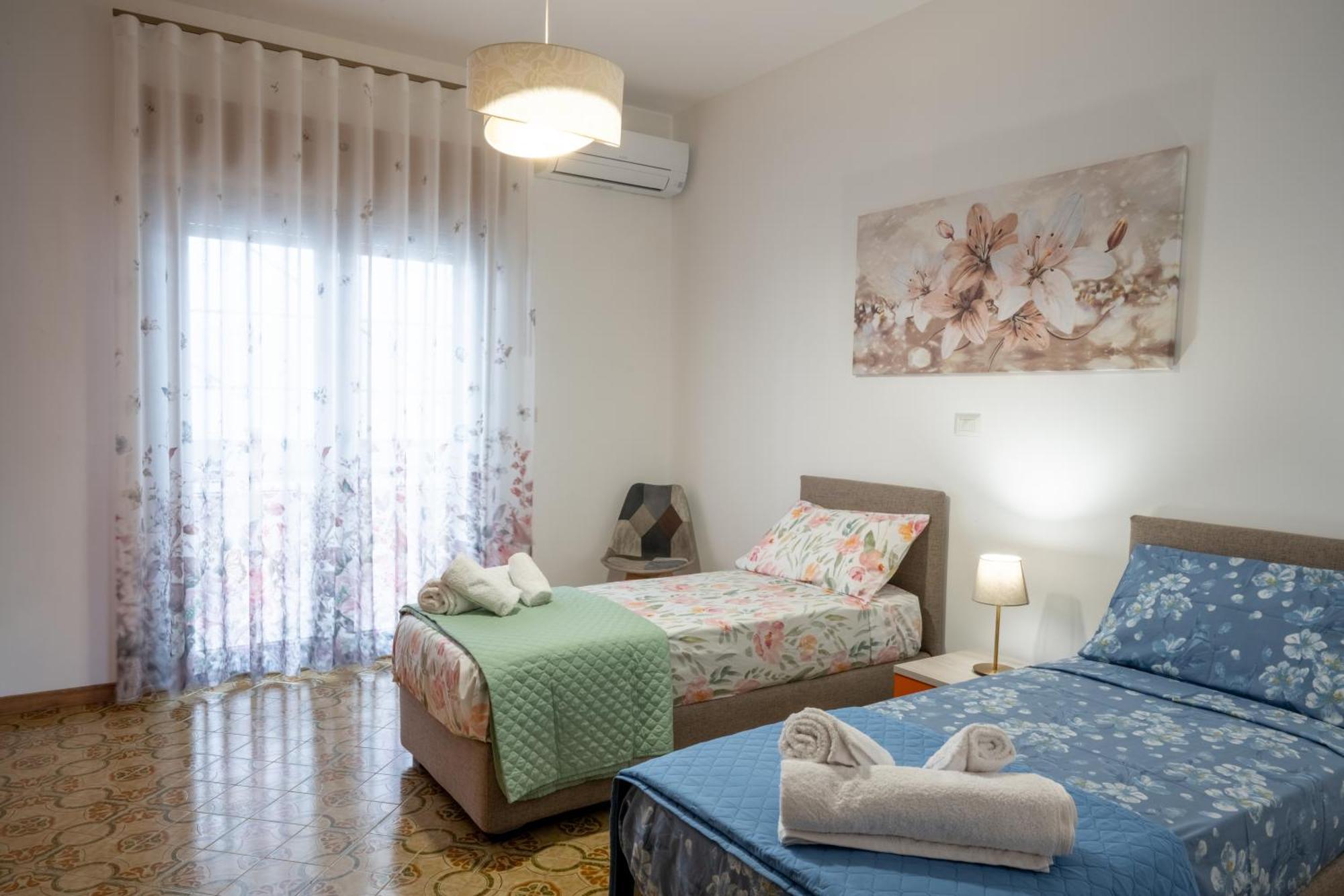 B&B Benvenuti Al Centro Казерта Экстерьер фото